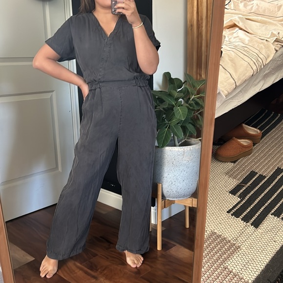 FOLK Clothing Wrap Tencel Jumpsuit. Size 2 - Picture 4 of 16